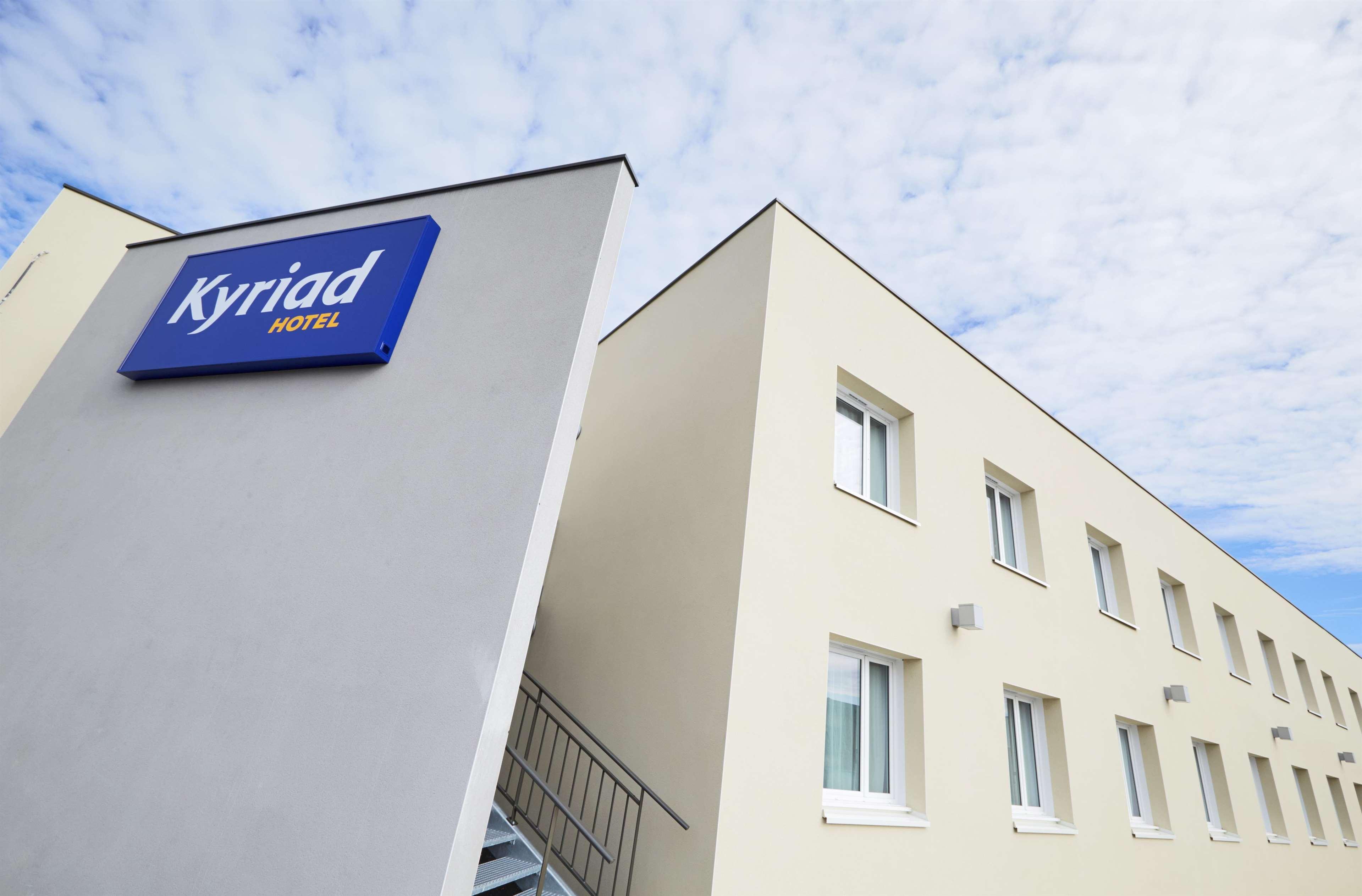Kyriad Angers Ouest Beaucouzé Exterior foto